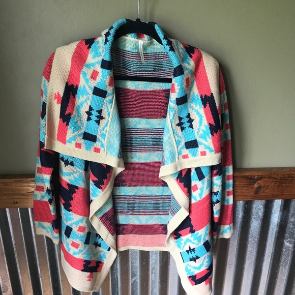 Kate Collection Aztec Cardigan Medium - Picture 2 of 4